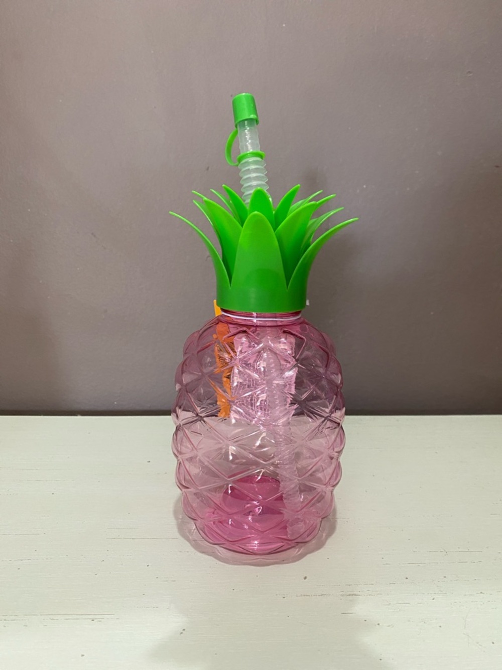 Light-Up Pineapple Plastic Tumbler with Straw - Pink